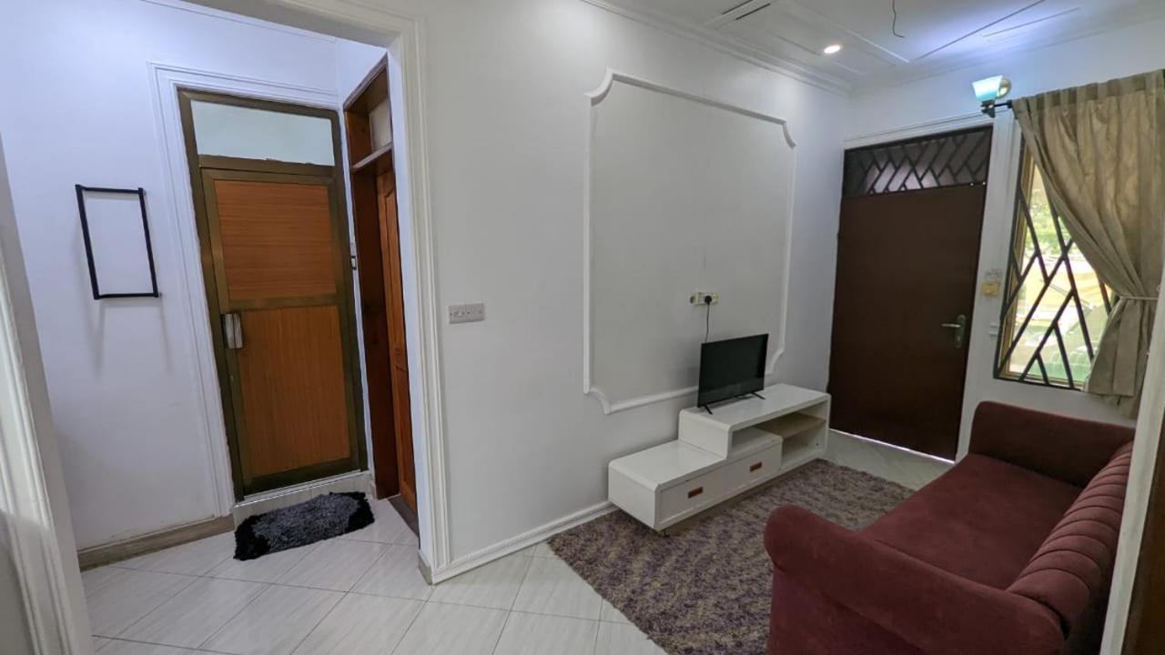 Babajay Family Home Dar es Salaam Buitenkant foto