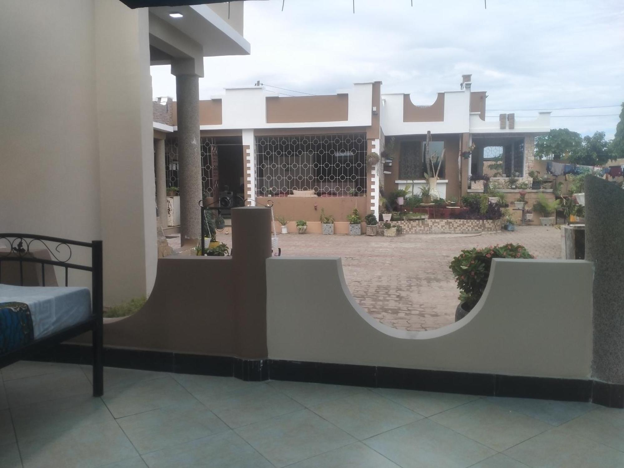 Babajay Family Home Dar es Salaam Buitenkant foto